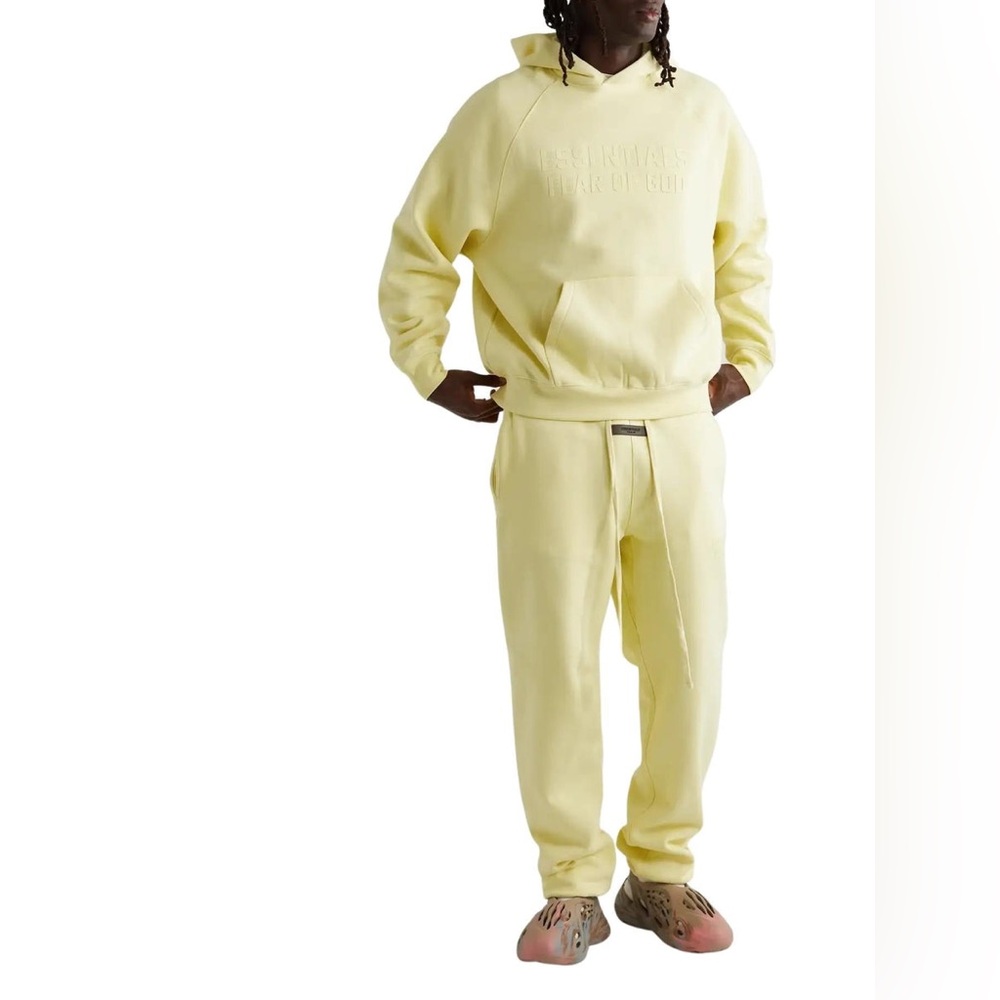 FEAR OF GOD ESSENTIALS YELLOW TRACKSUIT (FW22)